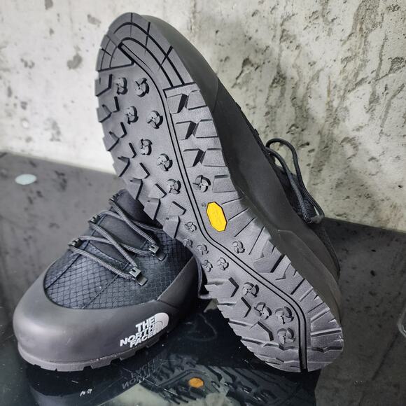 MSRP $230 The North Face Verto Alpine GORE-TEX Shoes Size 14 Men’s